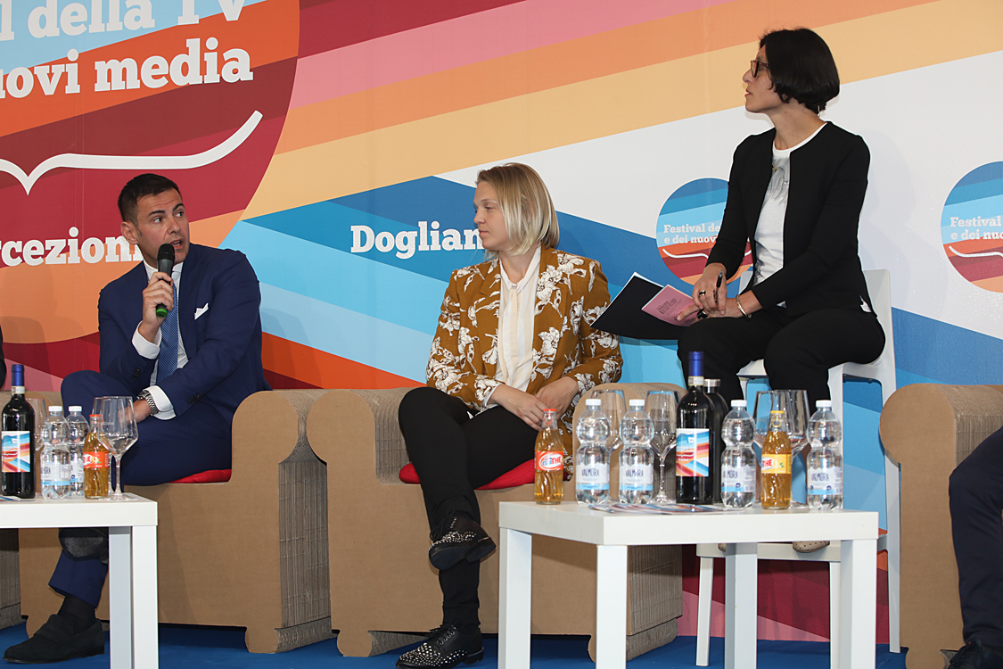 Festival della TV e dei Nuovi Media 2019_153.jpg - Road to Tokyo 2020: Eurosport e l’esperienza olimpica Cosa significa partecipare a una Olimpiade? E magari vincere una medaglia d’oro?  Alcuni tra i grandi atleti azzurri, tra cui la portabandiera di PyeongChang 2018 Arianna Fontana, raccontano le loro sfide, le loro emozioni e i loro successi a cinque cerchi.  E per Eurosport, broadcaster ufficiale delle prossime tre Olimpiadi, la sfida di portare nelle case degli italiani un’esperienza mai vista prima.